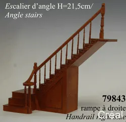 Escalera en ángulo barandilla a la derecha